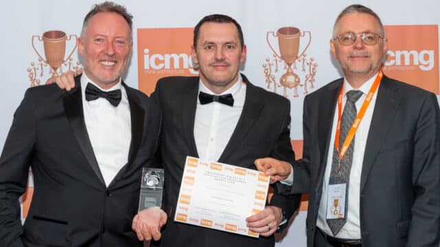Maintream IS team hold certificate at awards event