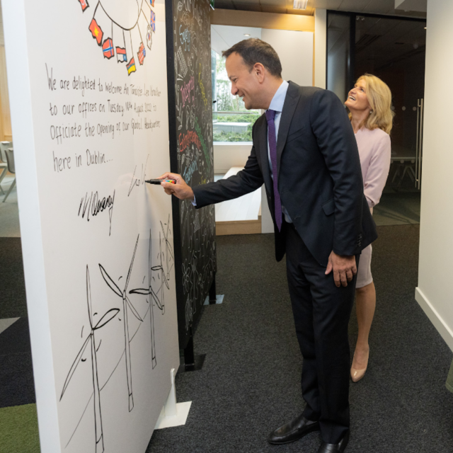 Tánaiste Leo Varadkar signing artwork in the Mainstream Dublin Office