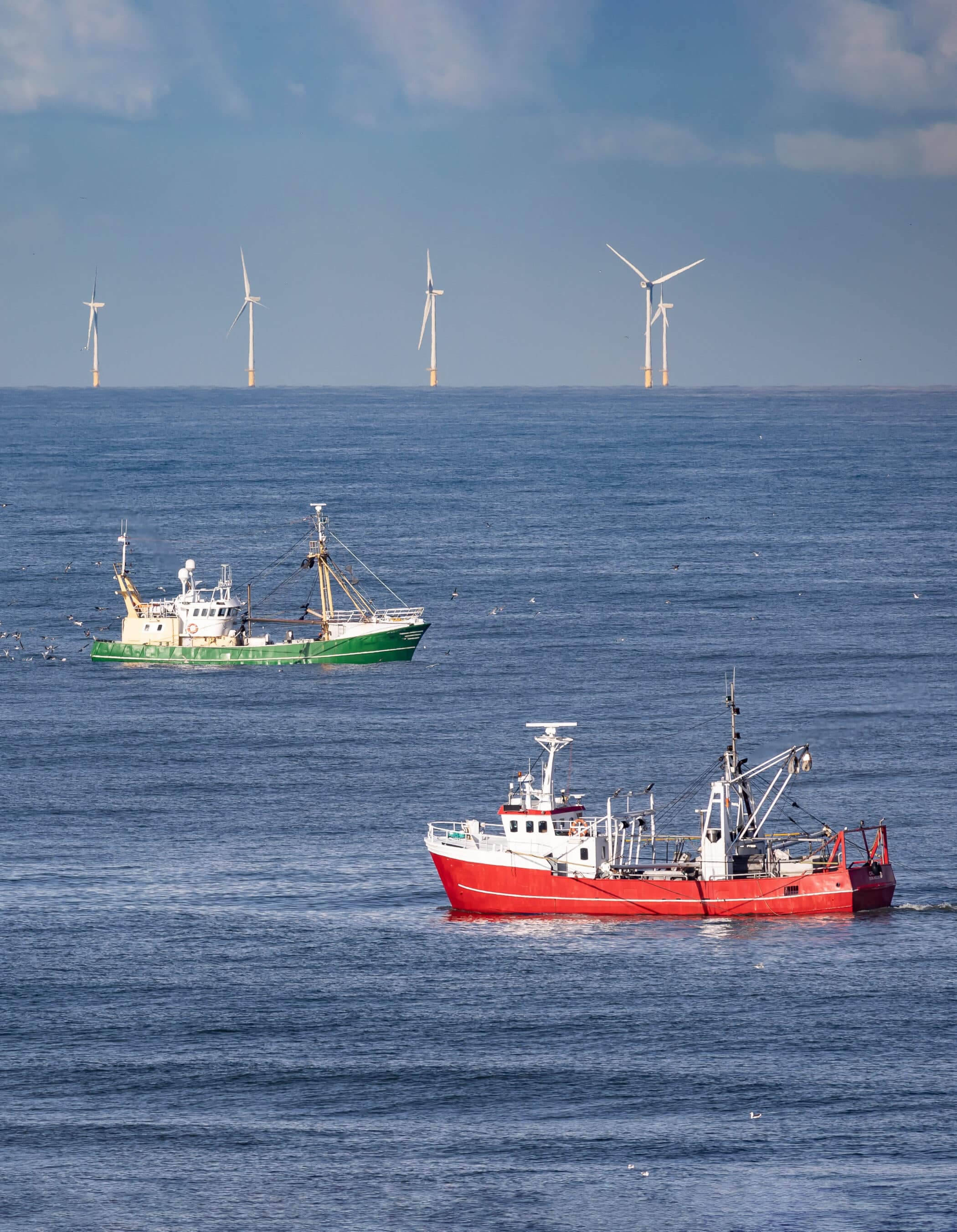 North Seas boat & Offshore wind turbines